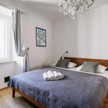 Apartman Panorama Old Town By Duhomes